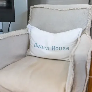 09 sea47 carriage house only new pics june 2025