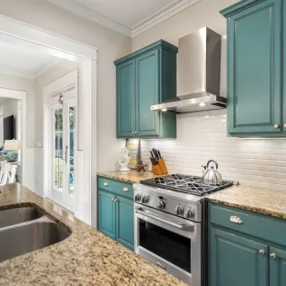 3.3 coral cottage 84 kitchen