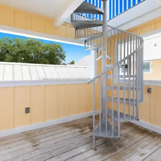 30 sea47 main house only new pics june 2025