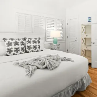 70 sea47 main house only new pics june 2025