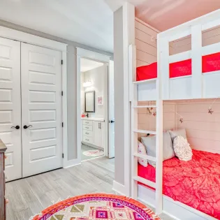 8.1 daydream believer  seagrove  13 primary bedroom3