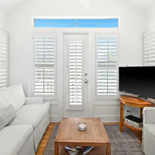 91 sea47 carriage house only new pics june 2025