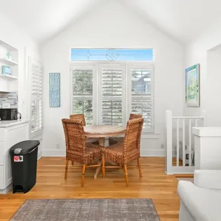 92 sea47 carriage house only new pics june 2025