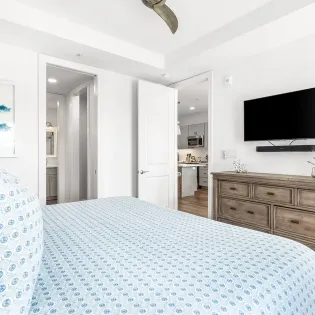 designer gulf place condo 26
