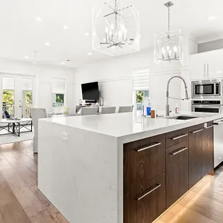 maison de la mer reshoots dec 25 20