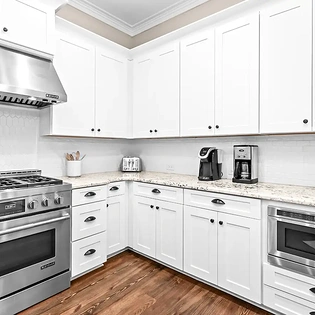 pine lily oasis 28