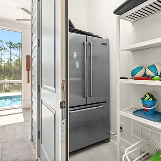 pine lily oasis 84