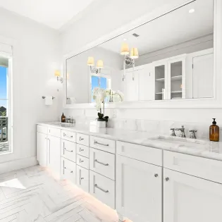 pomp in paradise 105