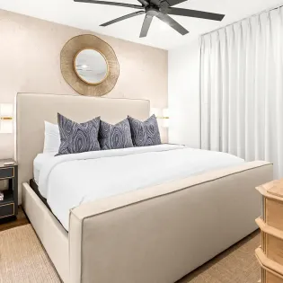 the palms 10