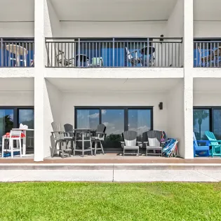 the palms 33