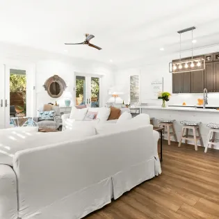 the sun kiss reshoot dec 25 56