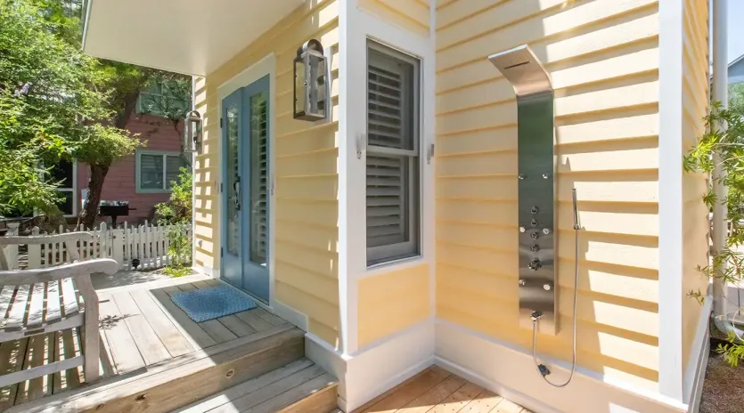 04 sea47 carriage house only new pics june 2025