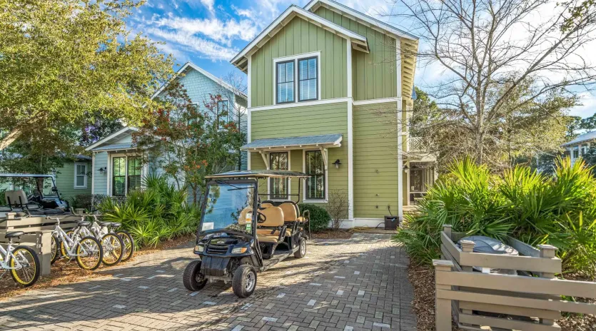 1.5 coral cottage 84 exterior